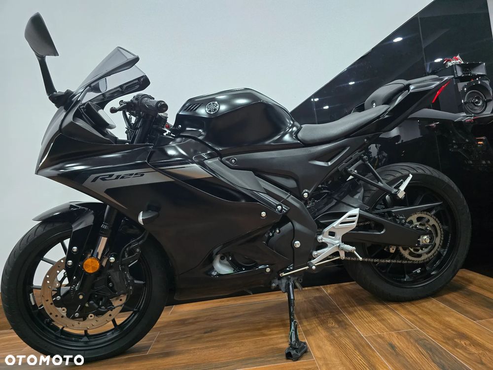 Yamaha YZF - 31