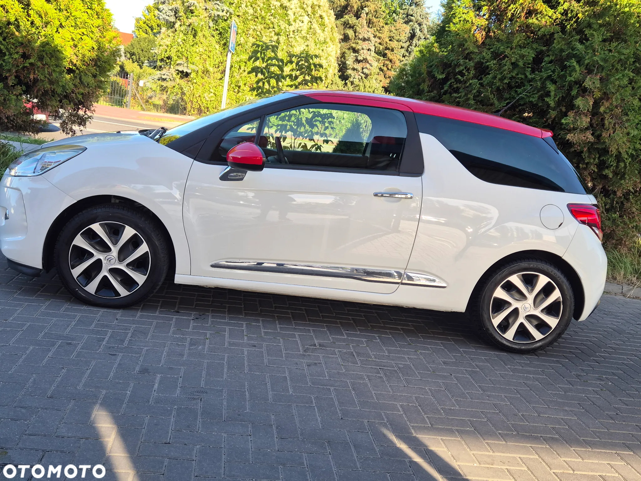 Citroën DS3 1.6 HDi SoChic - 6