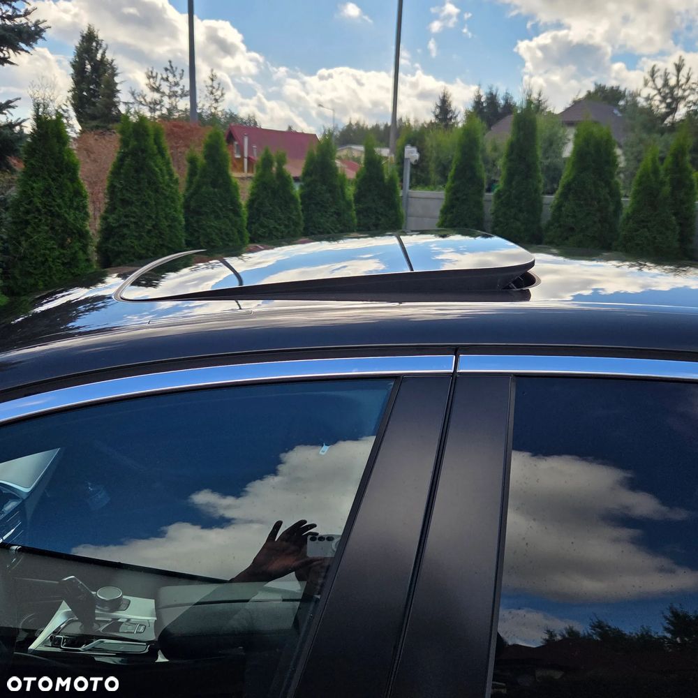 BMW Seria 5 520d - 14