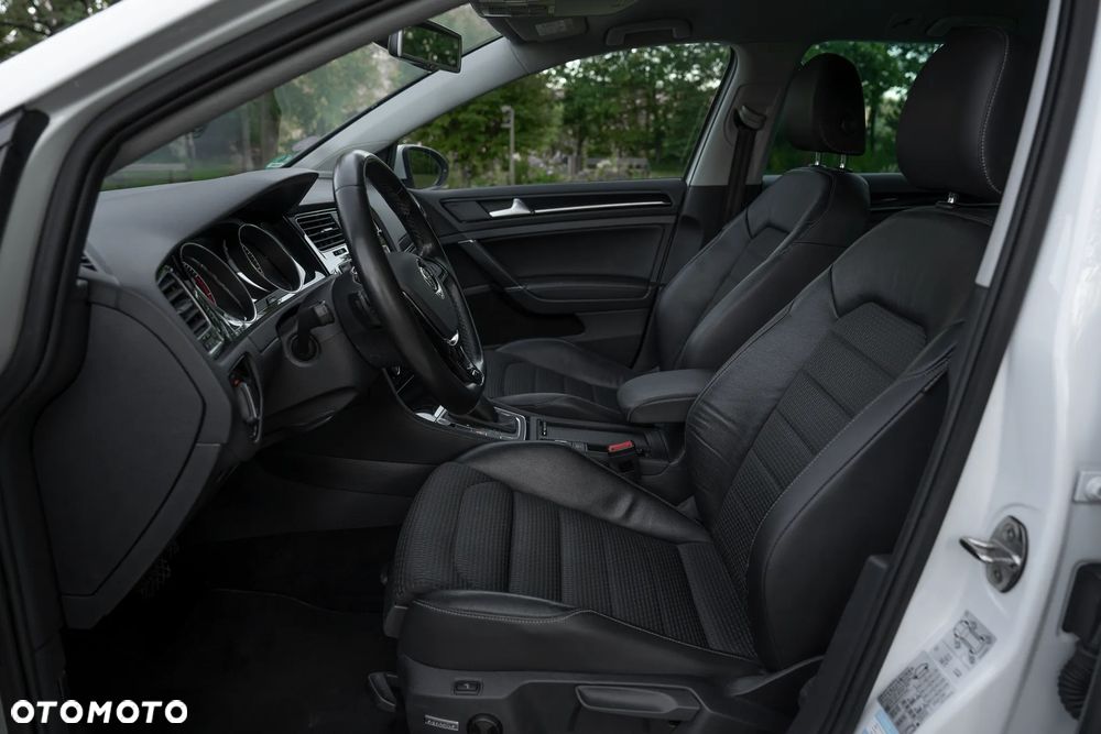 Volkswagen Golf Variant 1.4 TSI BlueMotion Technology DSG Highline - 6