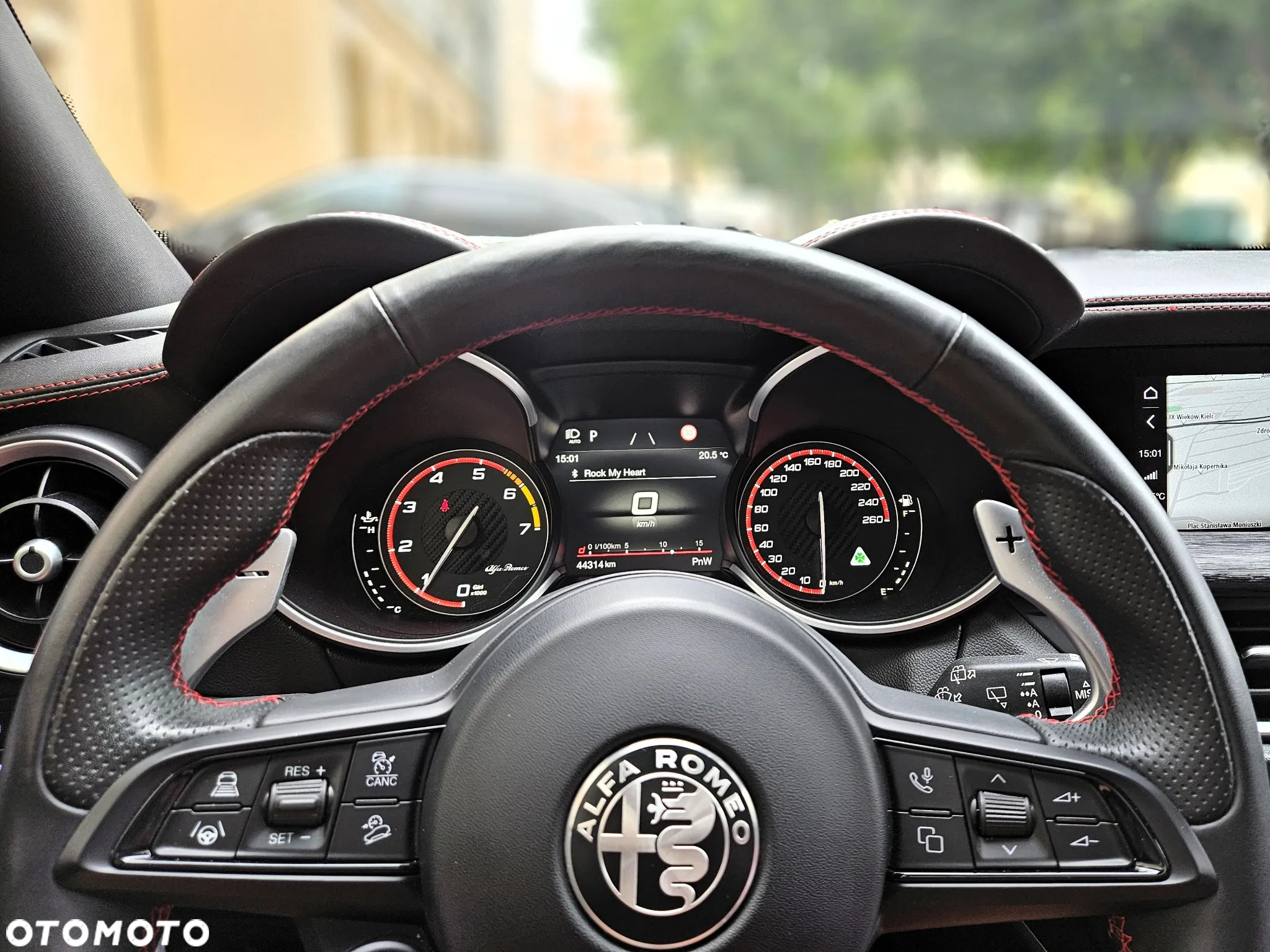 Alfa Romeo Stelvio 2.0 Turbo 16V AT8-Q4 Veloce Ti - 9