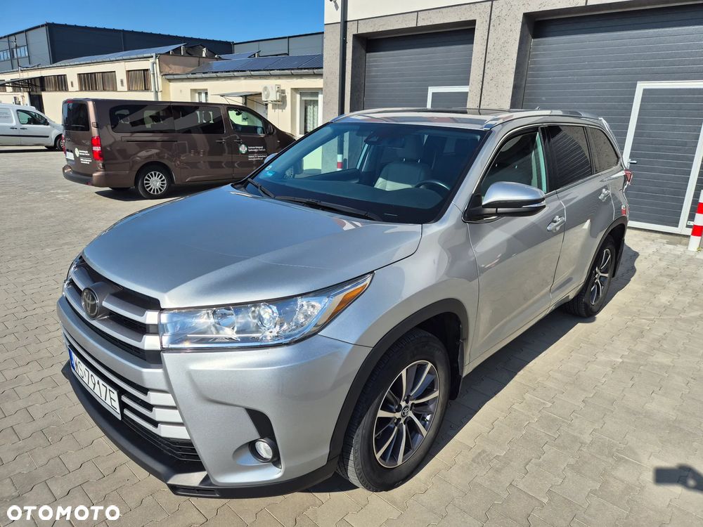Toyota Highlander 3.5 V6 4WD - 2