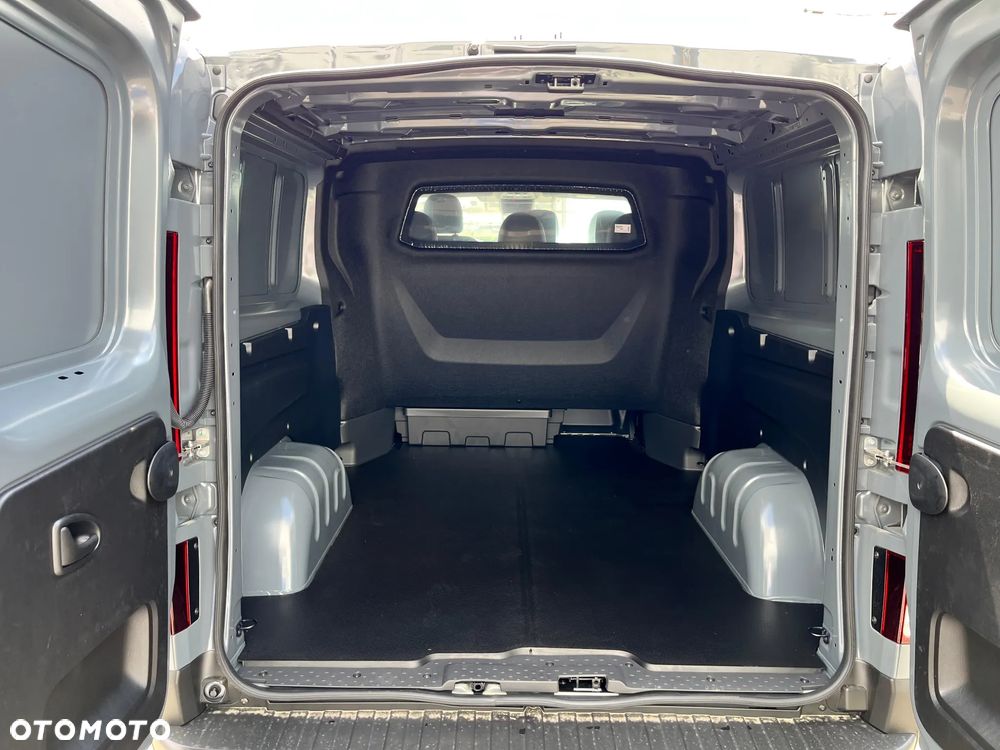 Renault Trafic - 15
