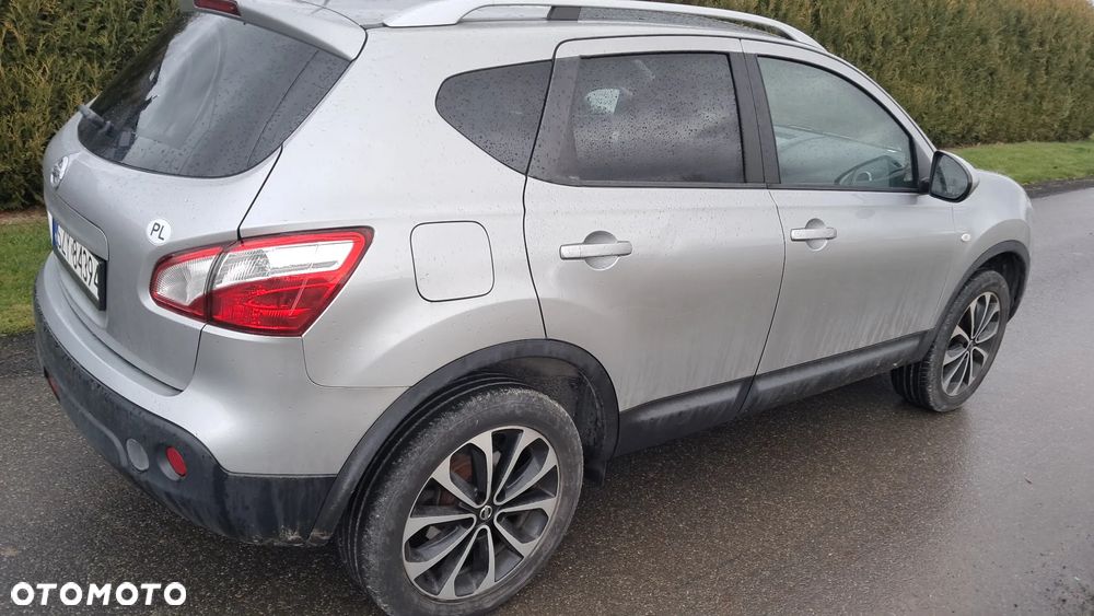 Nissan Qashqai - 4