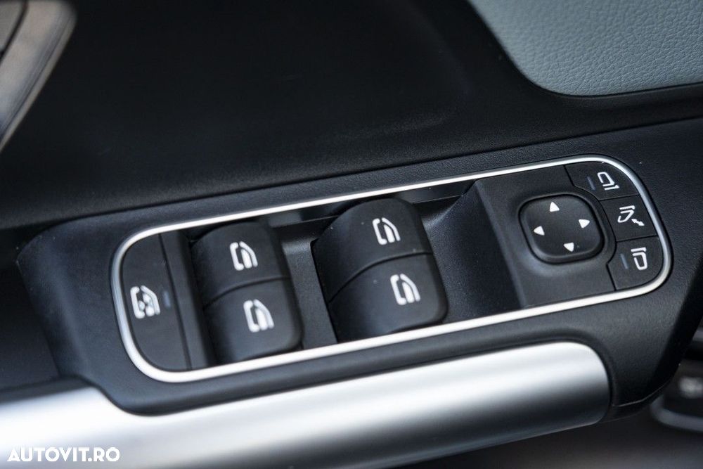 Mercedes-Benz EQA - 27