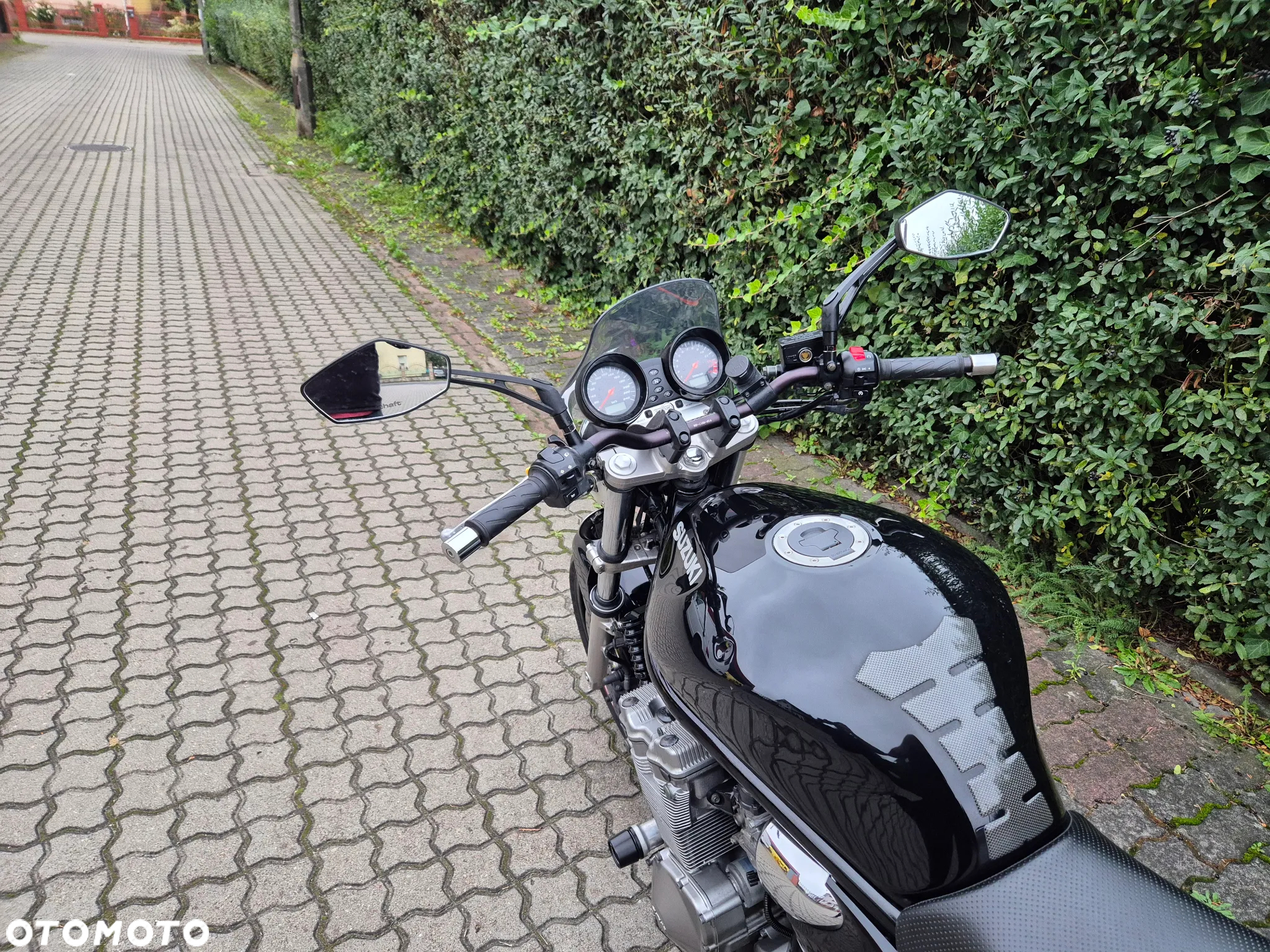 Suzuki Bandit - 19