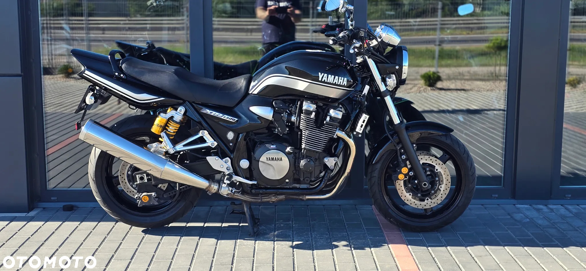 Yamaha XJR - 2