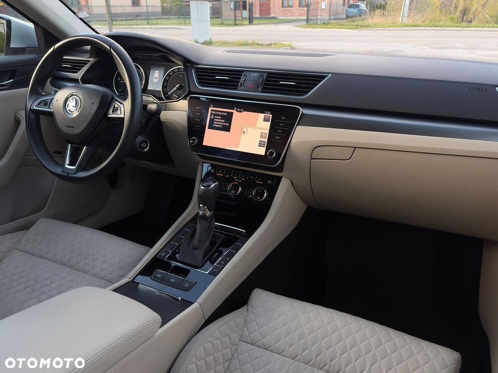 Skoda Superb 2.0 TDI Style DSG7 - 19