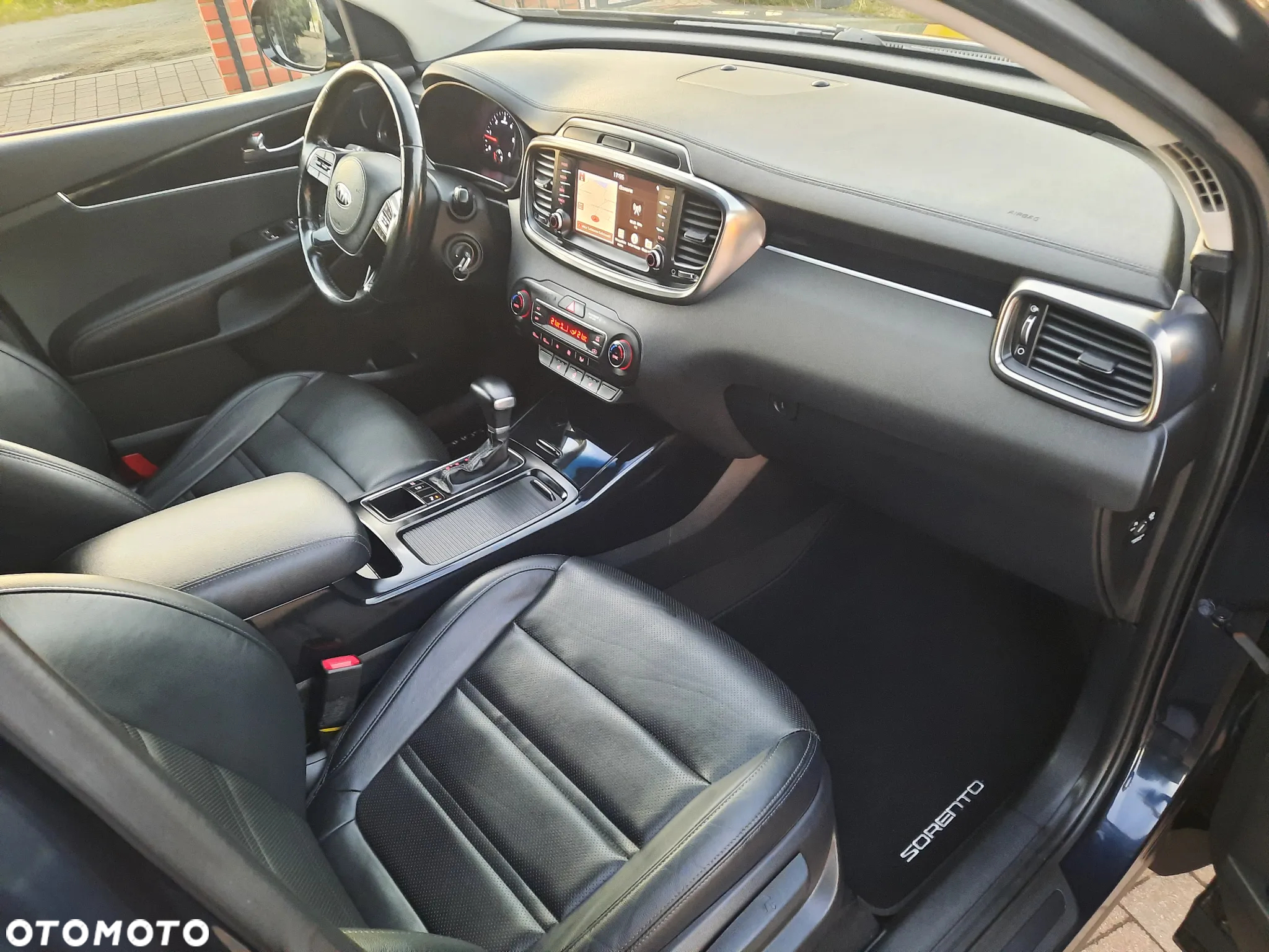 Kia Sorento - 6