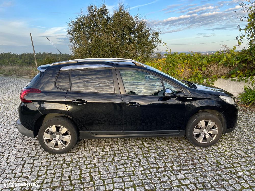 Peugeot 2008 1.2 PureTech Active - 5