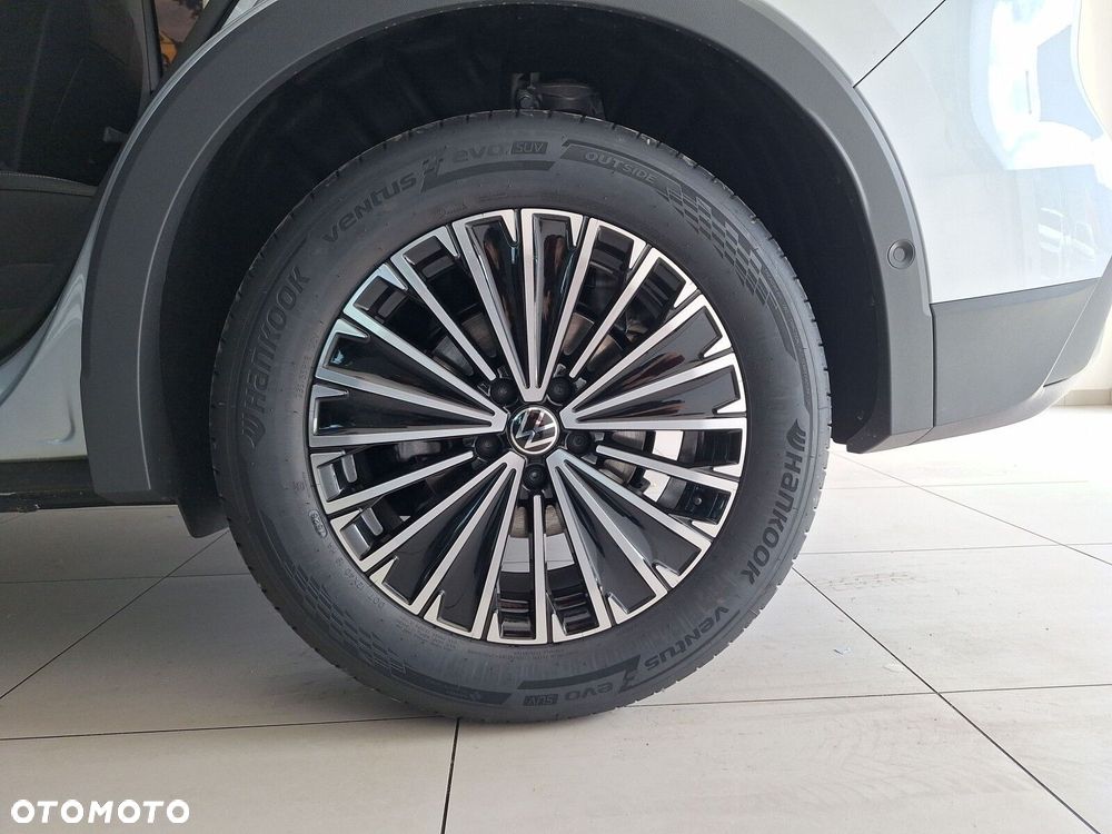 Volkswagen Tiguan - 18