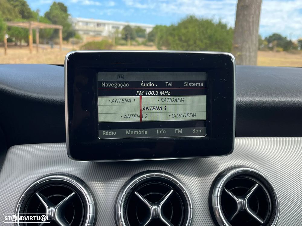 Mercedes-Benz CLA 200 CDi Urban - 22