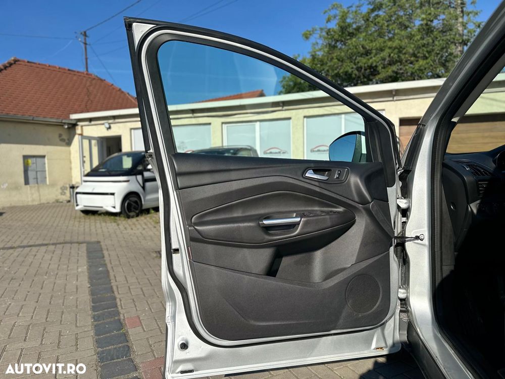 Ford Kuga 2.0 TDCi 4x4 SYNC - 20