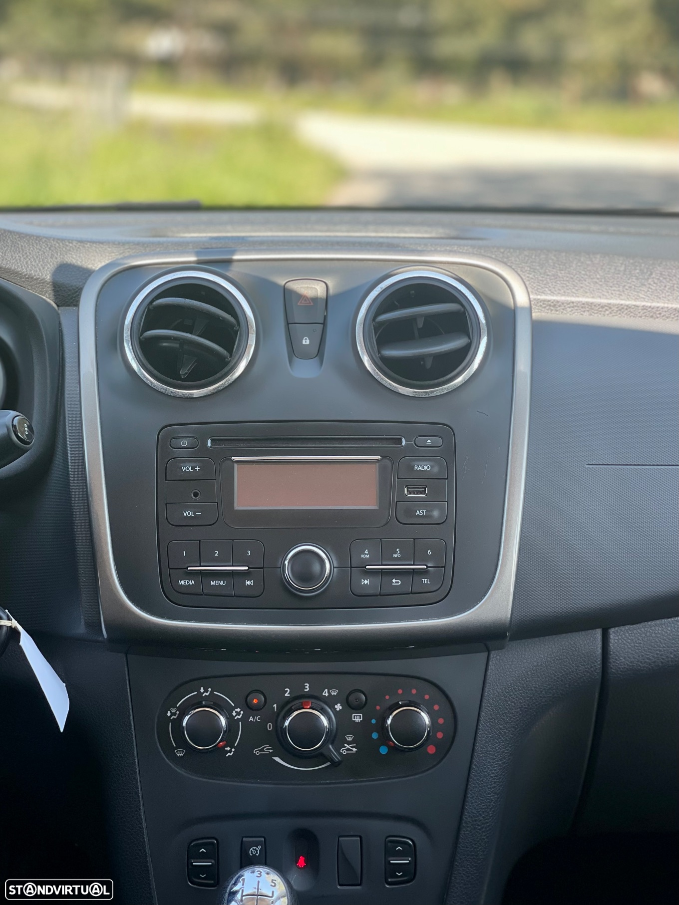 Dacia Sandero 0.9 TCe Comfort - 14