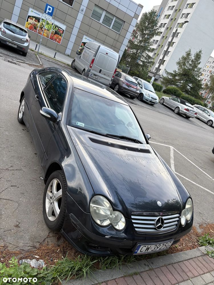 Mercedes-Benz Klasa C 180 Kompressor Sportcoupe - 2