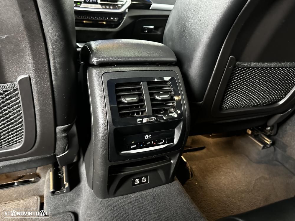 BMW X3 30 e xDrive xLine - 42