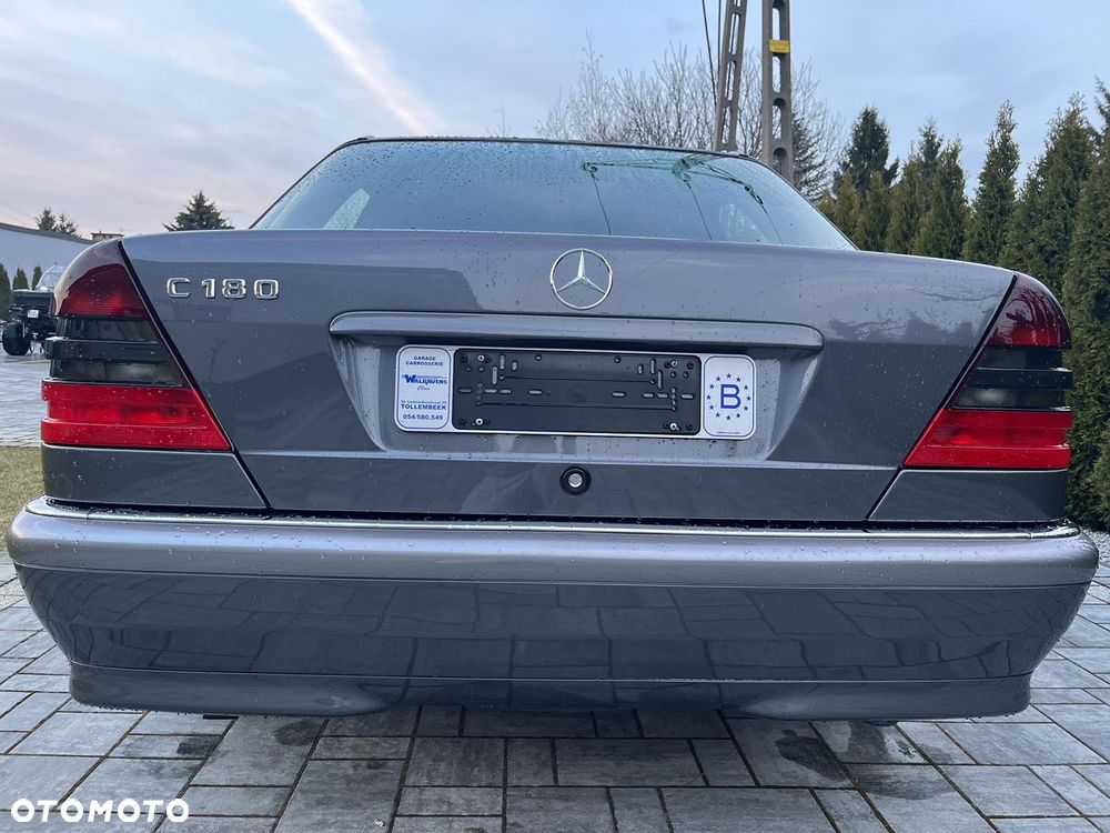 Mercedes-Benz Klasa C 180 Classic - 6