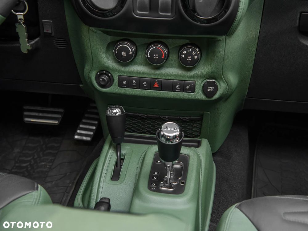 Jeep Wrangler - 17