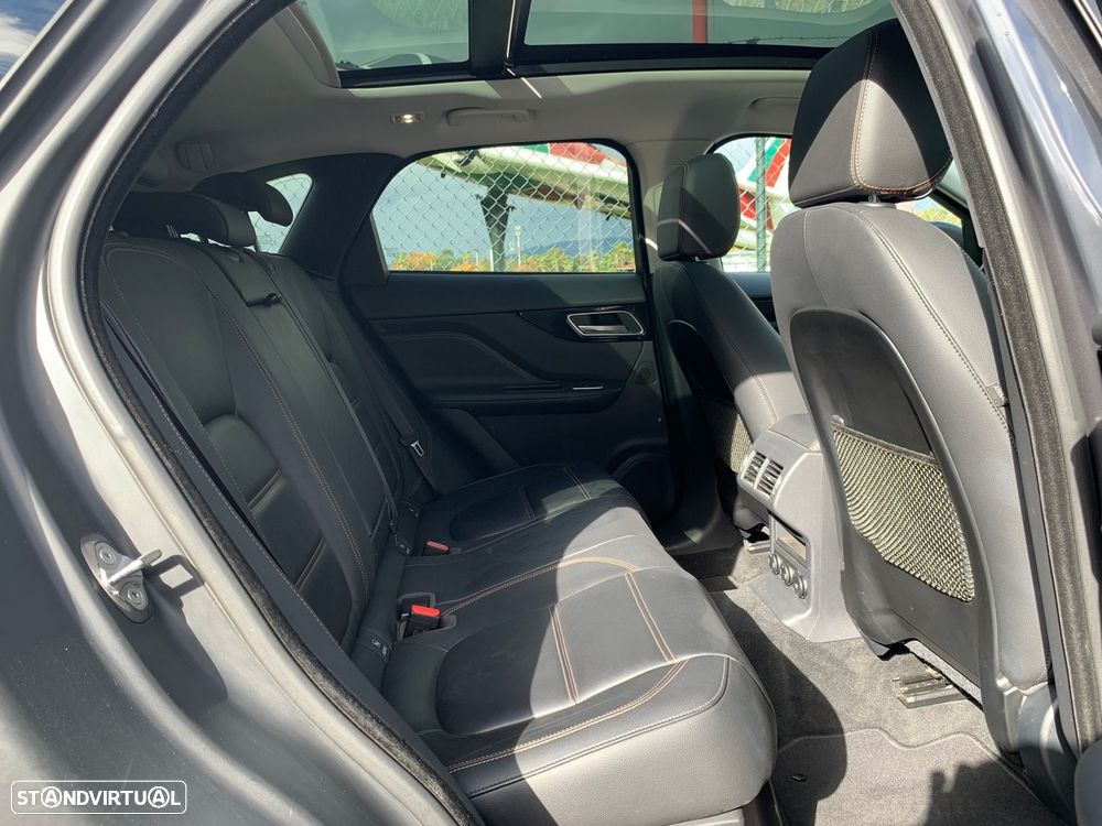 Jaguar F-Pace 2.0 i4D R-Sport Aut. - 24