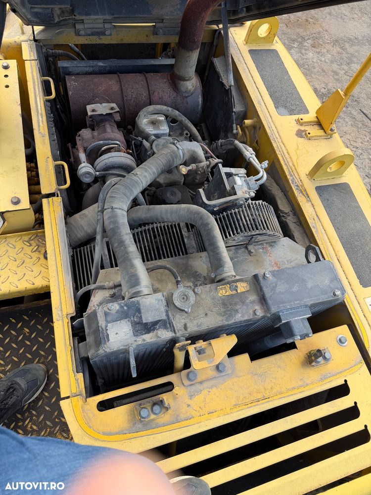 Komatsu PW 160-7 - 6