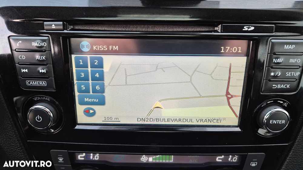 Nissan Qashqai 1.5 DCI N-Connecta - 13