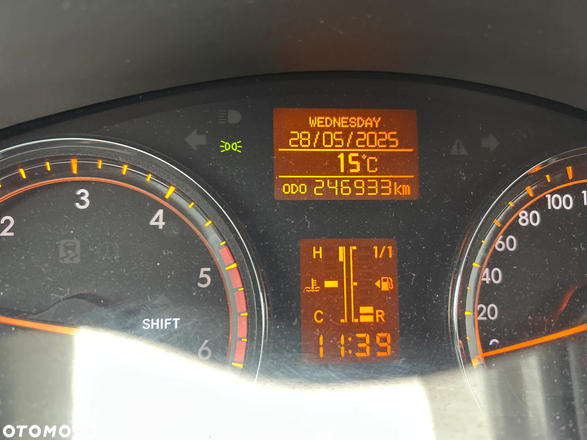 Toyota Avensis 2.0 D-4D Combi Sol - 8