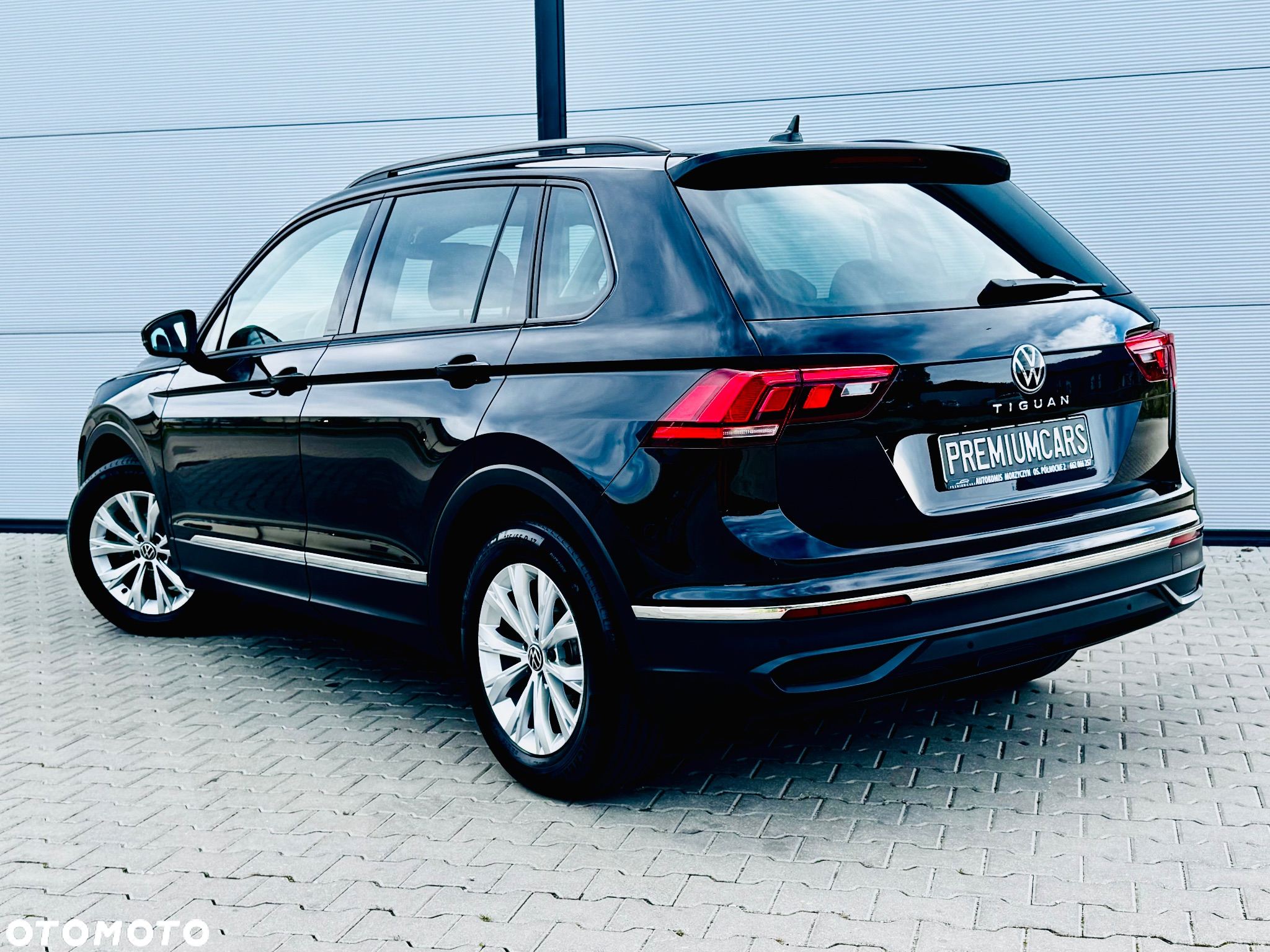 Volkswagen Tiguan - 4