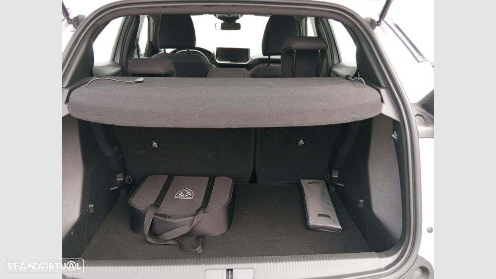 Peugeot e-2008 54 kWh Active - 17