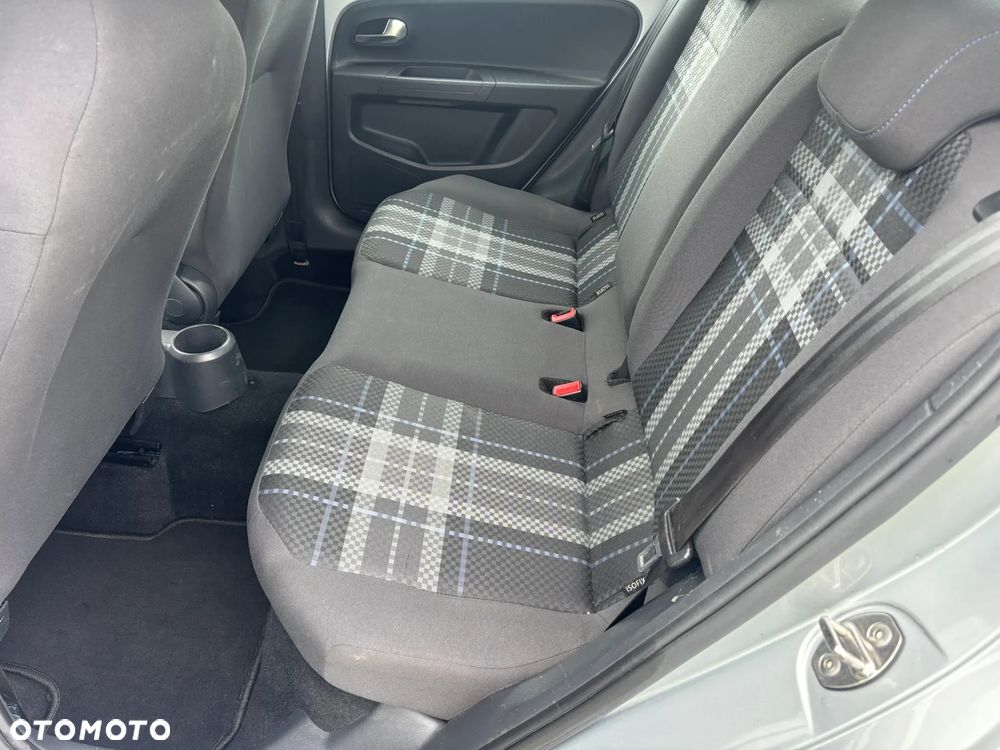 Volkswagen up! BlueMotion Technology club - 8