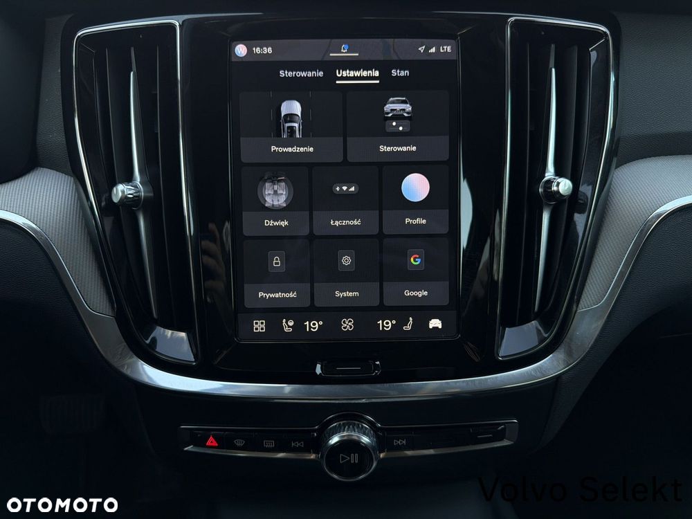 Volvo V60 Cross Country - 26