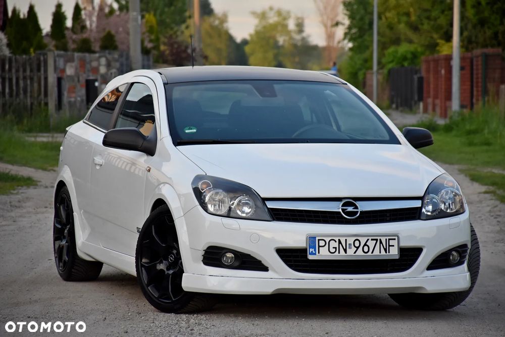 Opel Astra 1.8 Black&White - 4