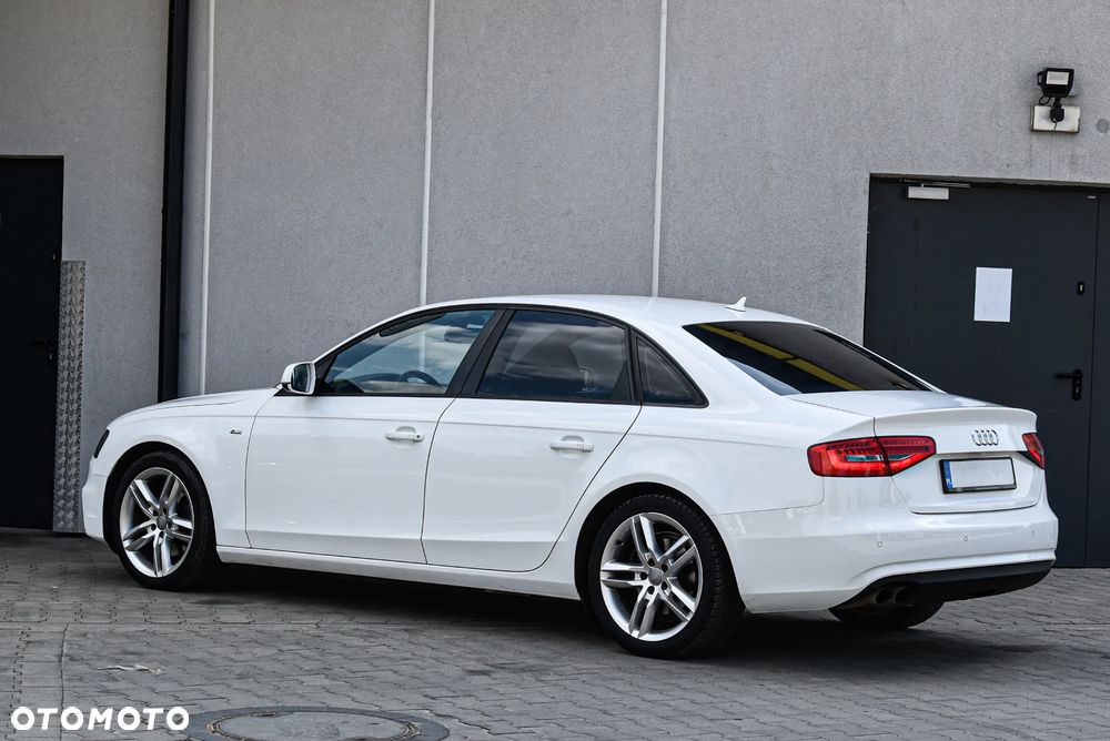 Audi A4 Limousine - 22