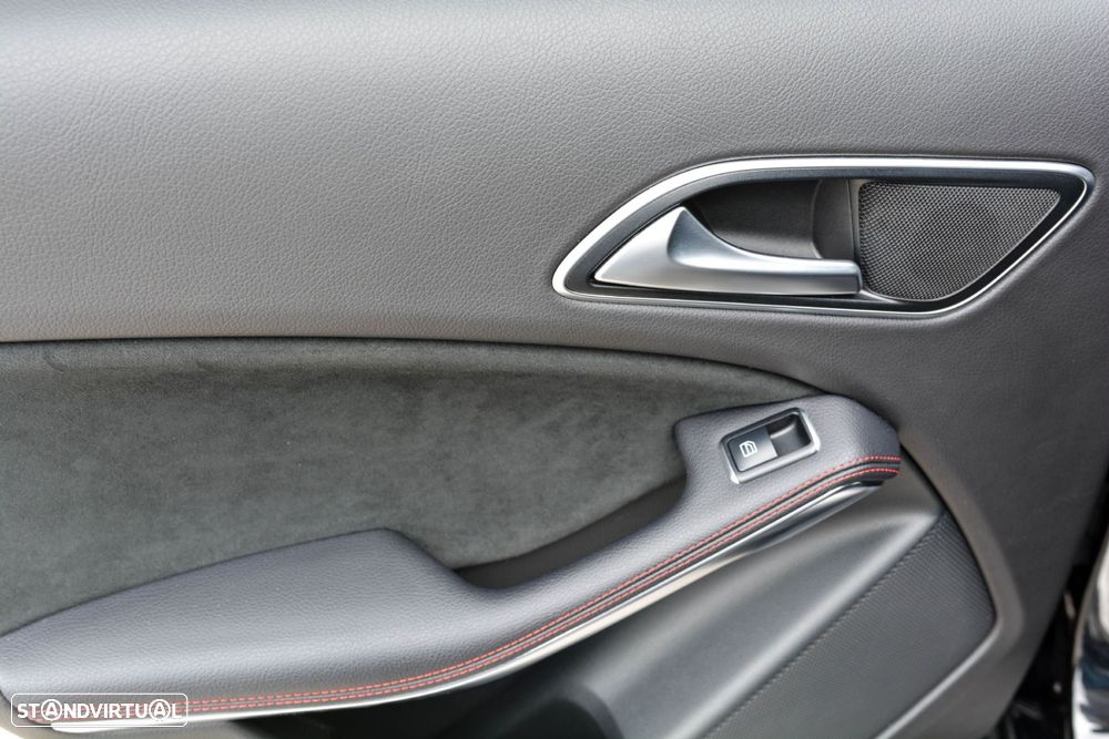 Mercedes-Benz CLA 200 d Shooting Brake AMG Line Aut. - 27