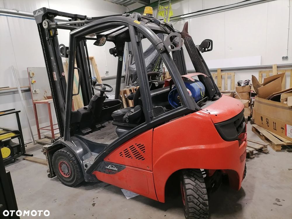 Linde H25T-02 - 1