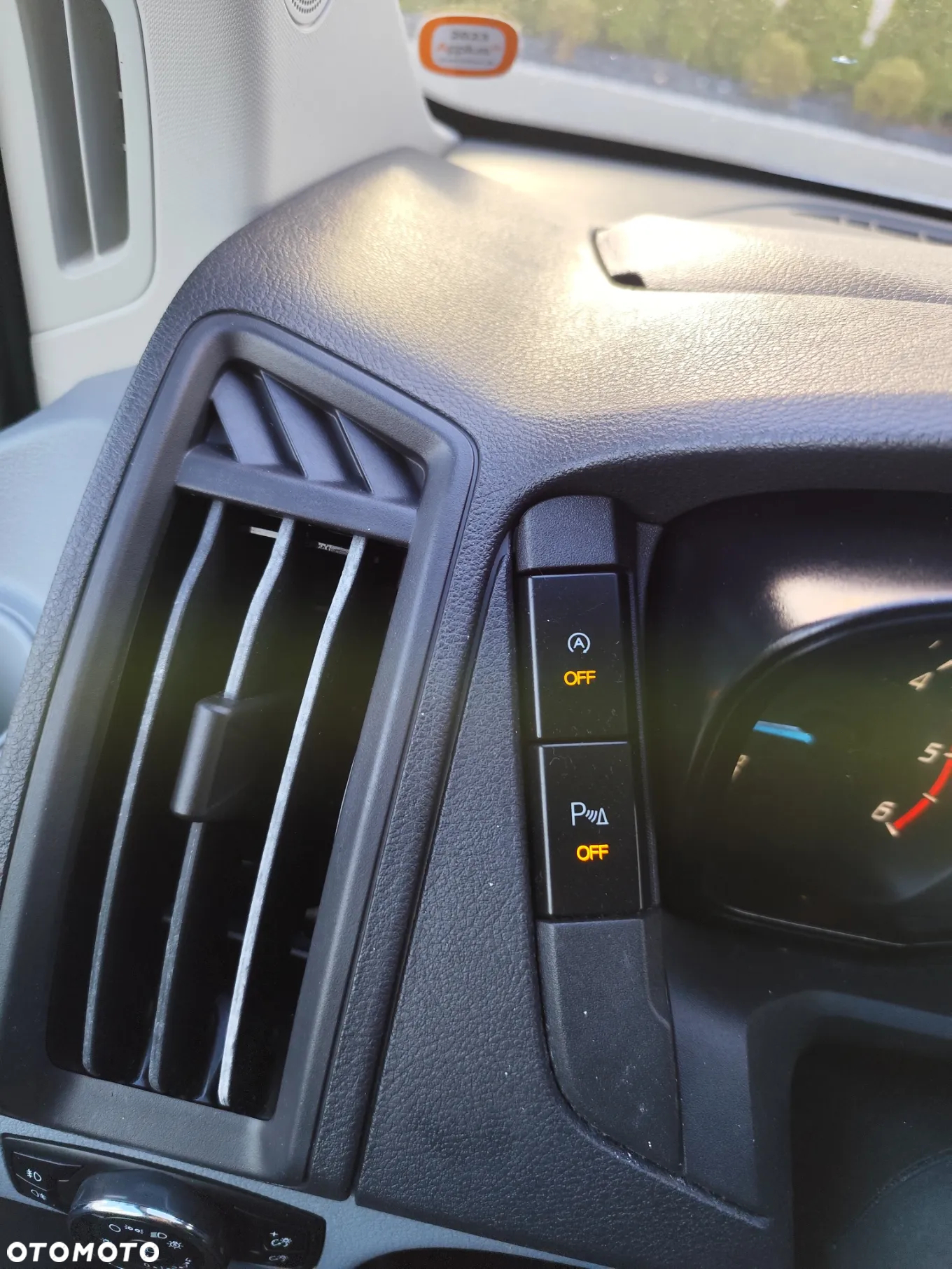 Ford Transit - 9
