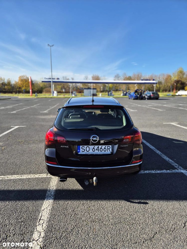 Opel Astra 1.6 T Cosmo - 8