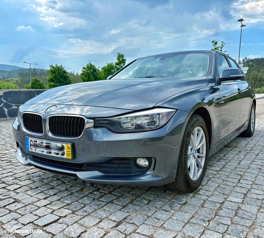 BMW 318 d - 1