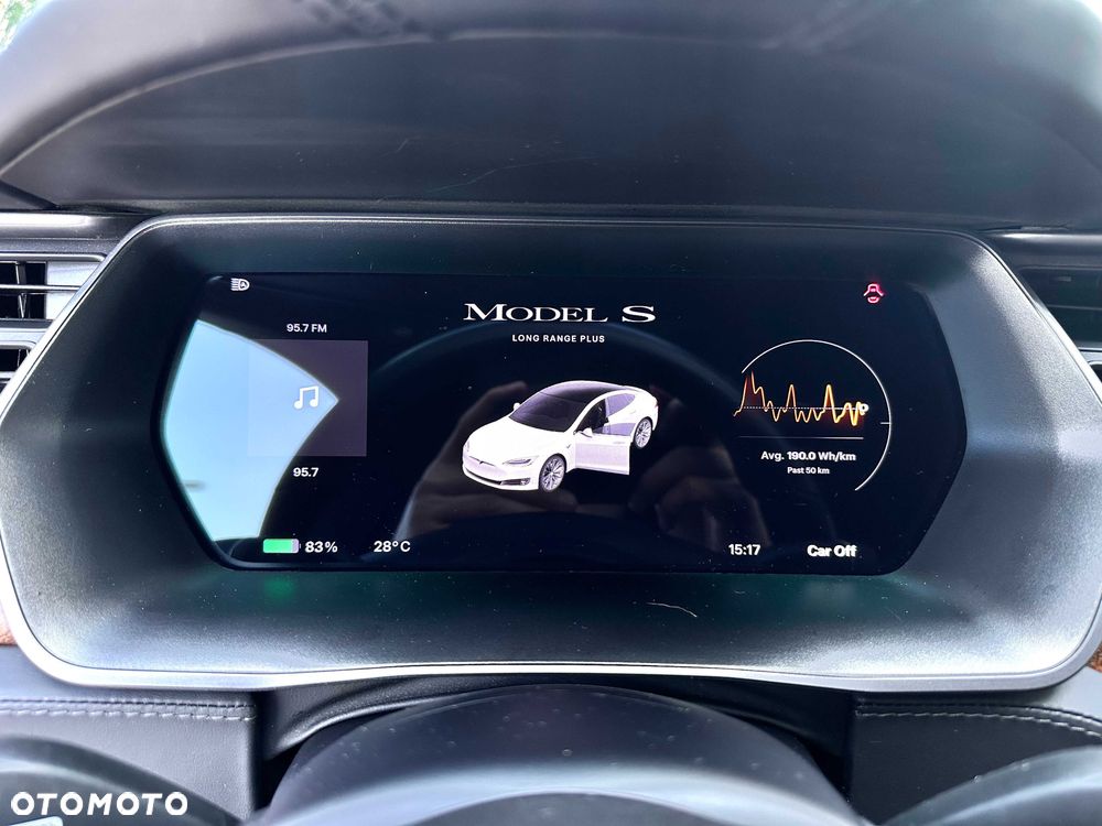 Tesla Model S - 6