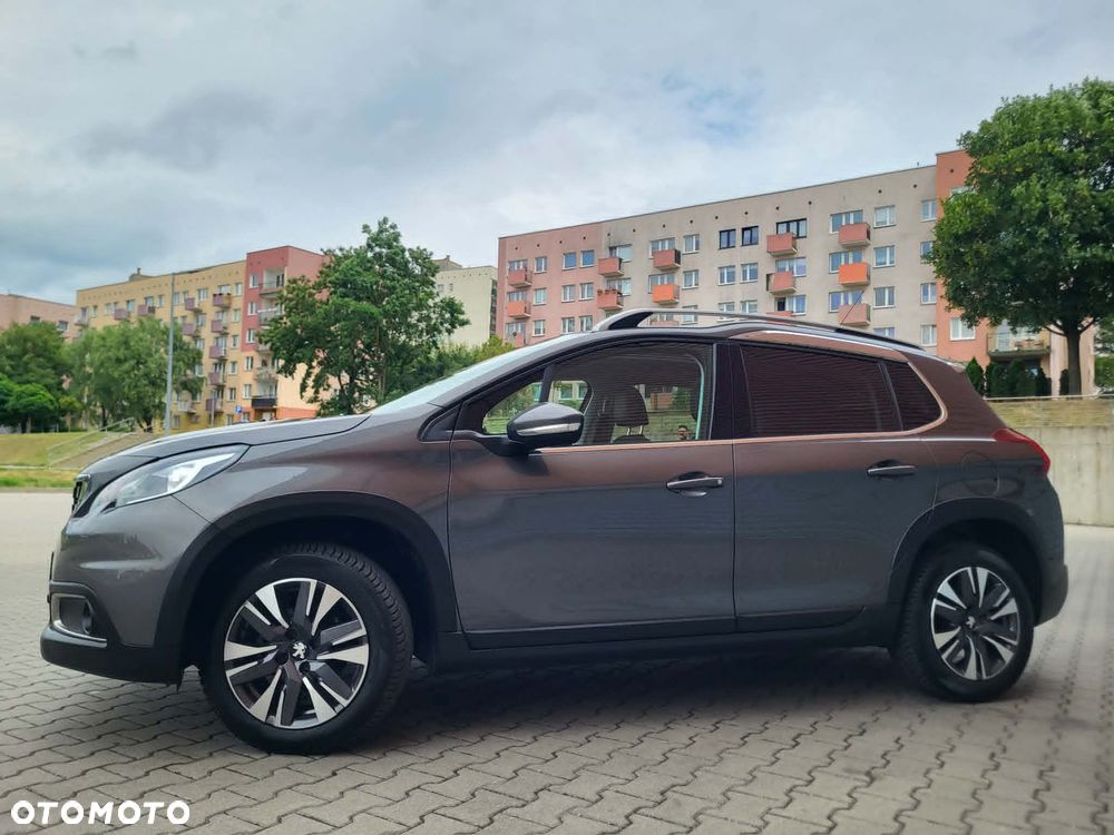 Peugeot 2008 BlueHDi 100 STOP & START Allure - 20