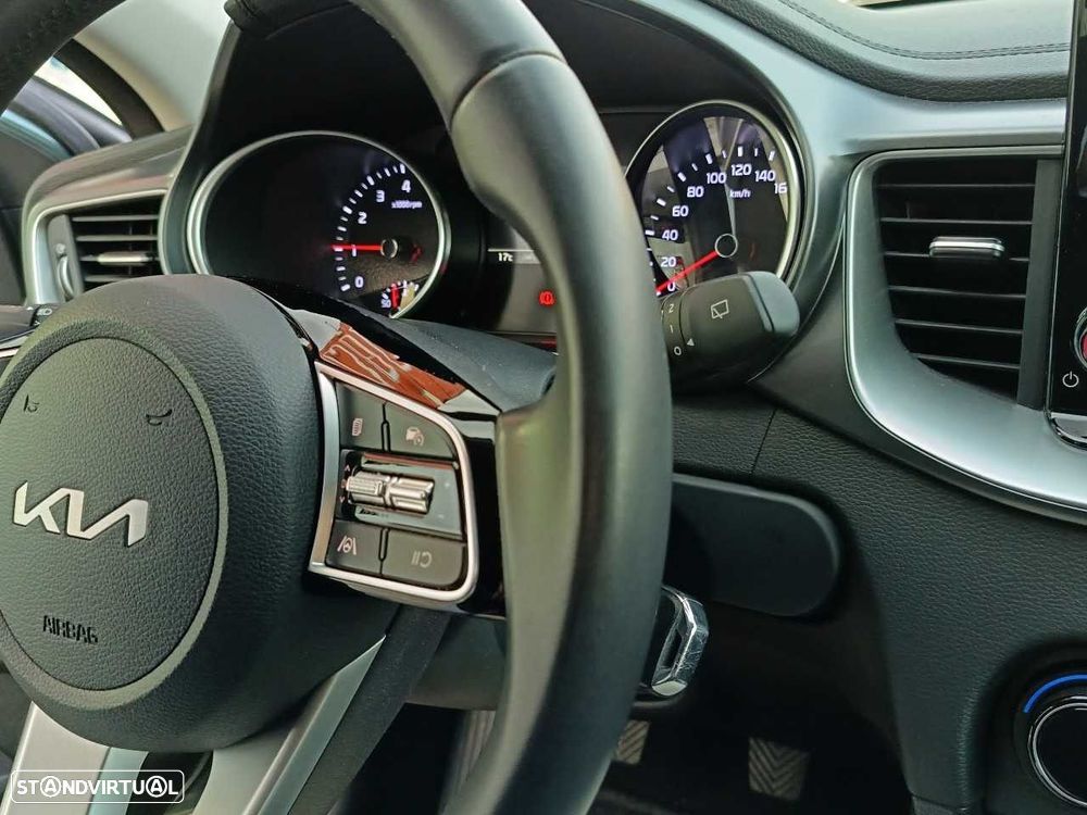 Kia XCeed 1.0 T-GDI Drive - 14