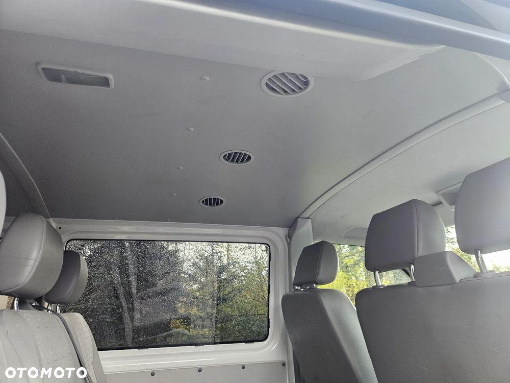 Volkswagen Transporter - 20