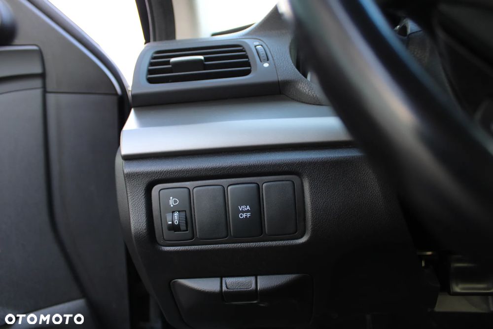 Honda Accord 2.0 Elegance Nav - 19