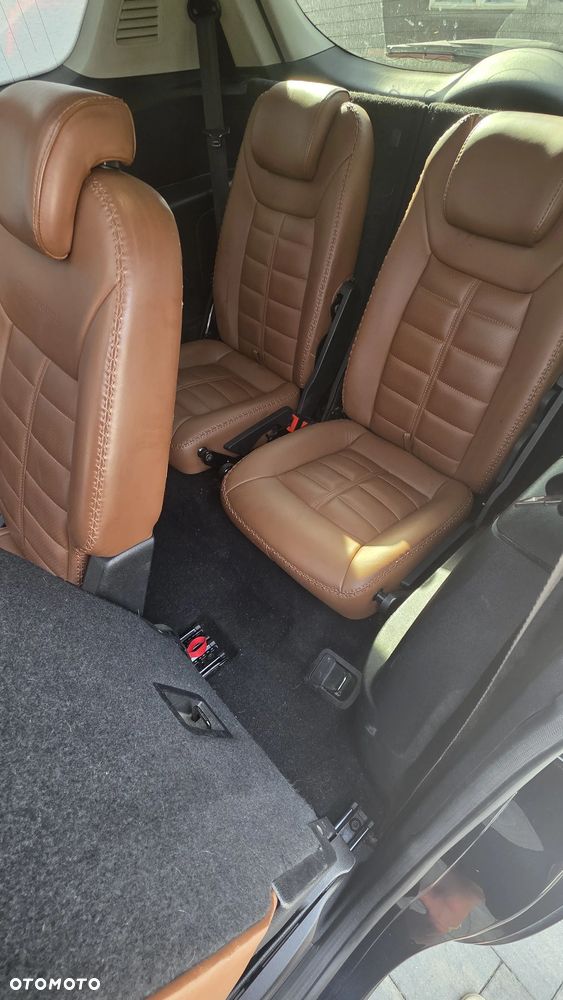 Ford S-Max - 13