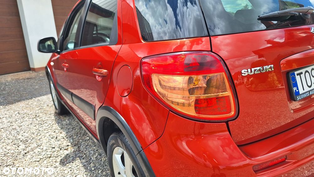 Suzuki SX4 1.6 GS / Premium - 13