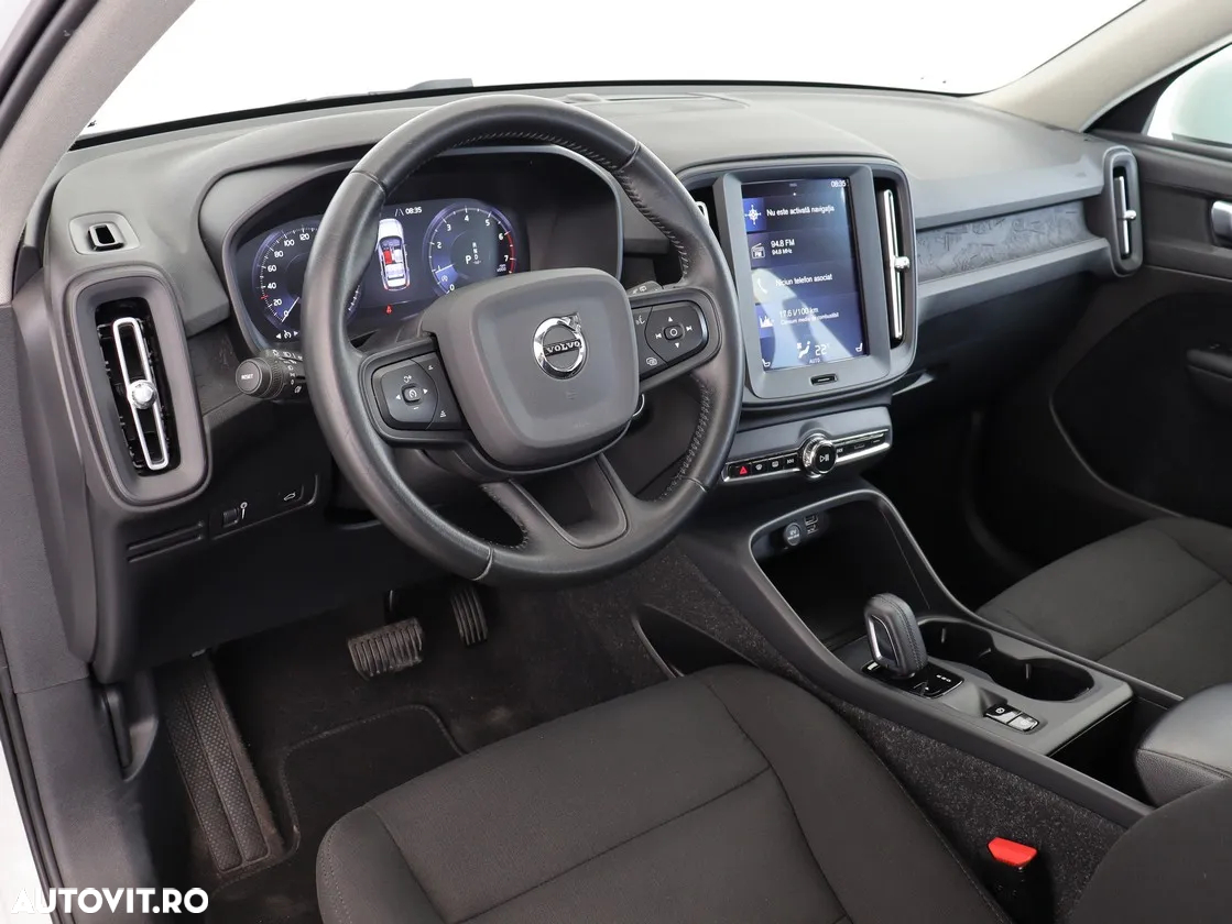 Volvo XC 40 T3 AT8 Momentum - 11