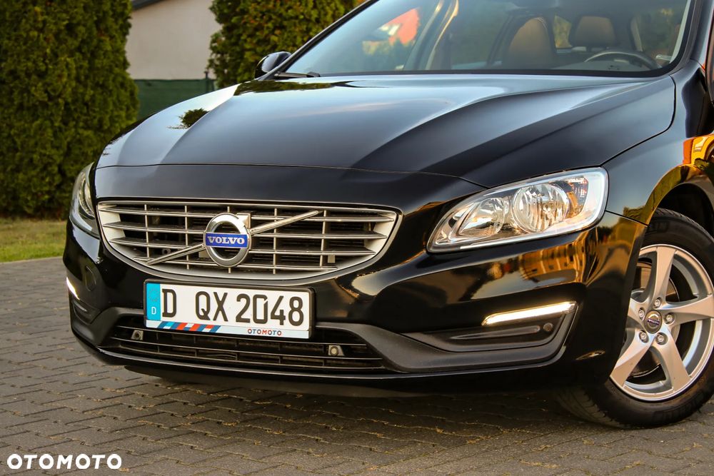 Volvo V60 D3 Summum - 6