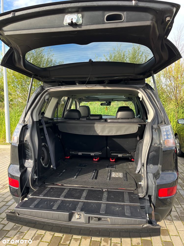 Mitsubishi Outlander 2.0 DID Instyle - 13