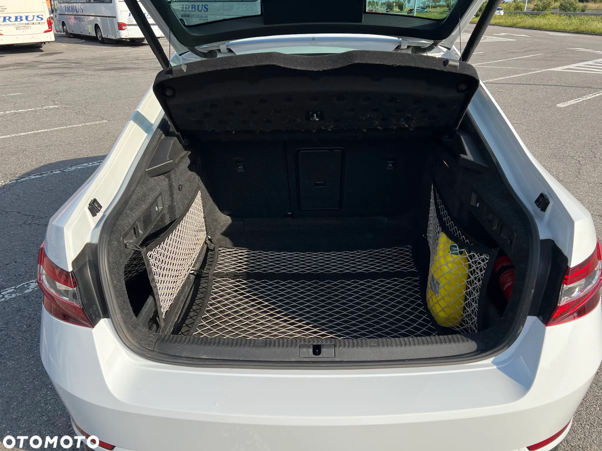 Skoda Superb 2.0 TDI Sportline DSG - 19