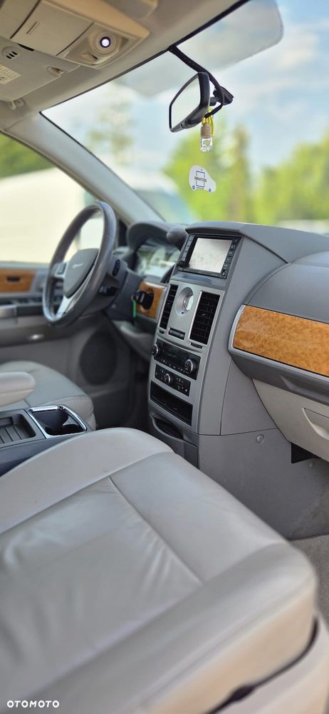 Chrysler Town & Country 4.0 Limited - 10