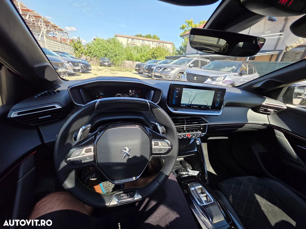 Peugeot 208 PureTech 130 EAT8 GT - 25
